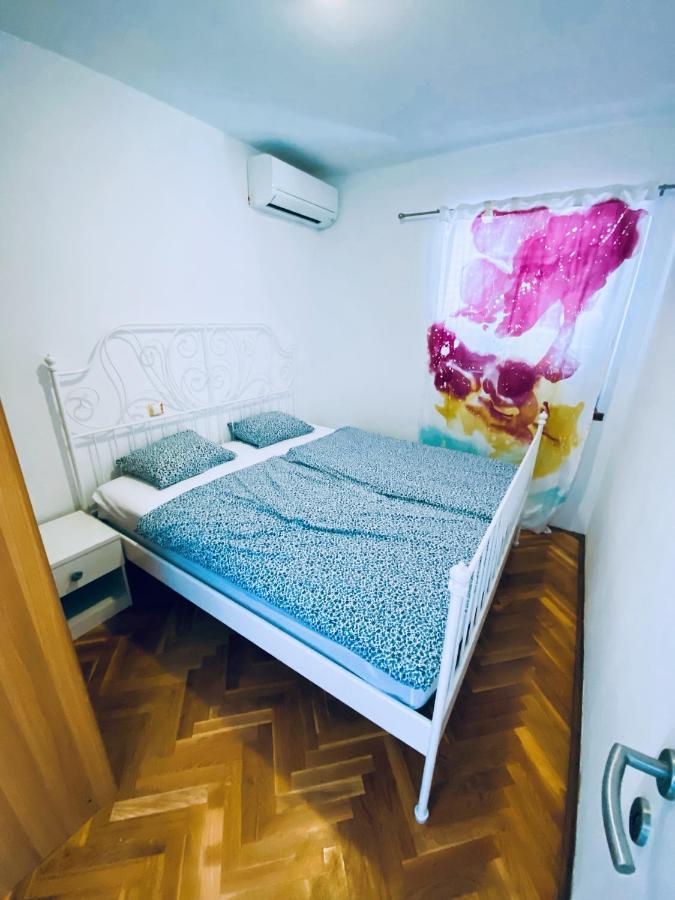 Apartments Matthew & Oscar Porat  Εξωτερικό φωτογραφία