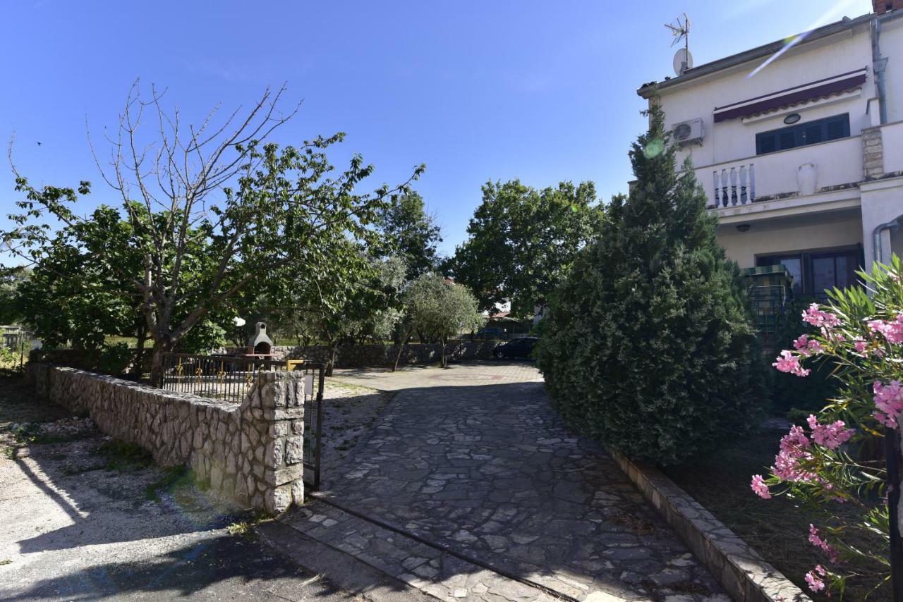 Apartments Matthew & Oscar Porat  Εξωτερικό φωτογραφία