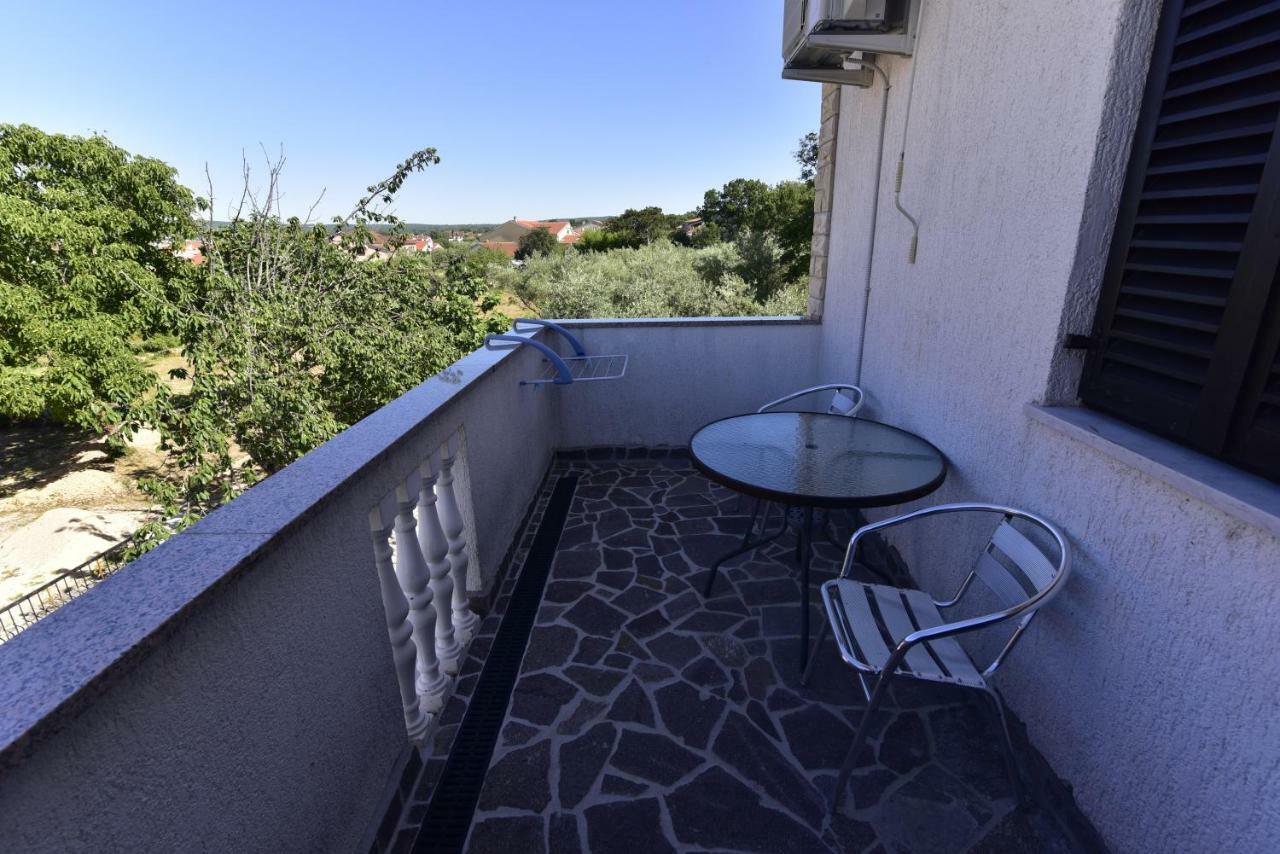 Apartments Matthew & Oscar Porat  Εξωτερικό φωτογραφία