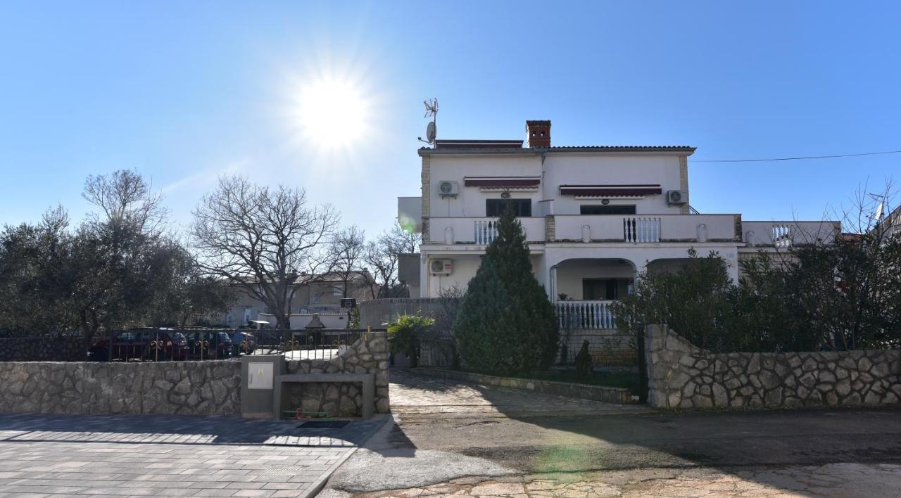 Apartments Matthew & Oscar Porat  Εξωτερικό φωτογραφία