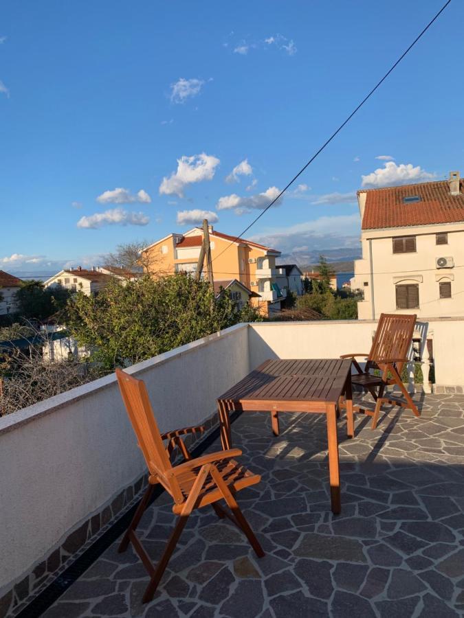 Apartments Matthew & Oscar Porat  Εξωτερικό φωτογραφία