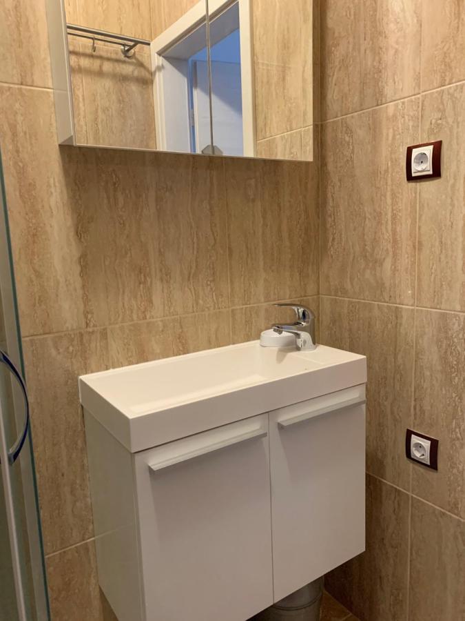 Apartments Matthew & Oscar Porat  Εξωτερικό φωτογραφία